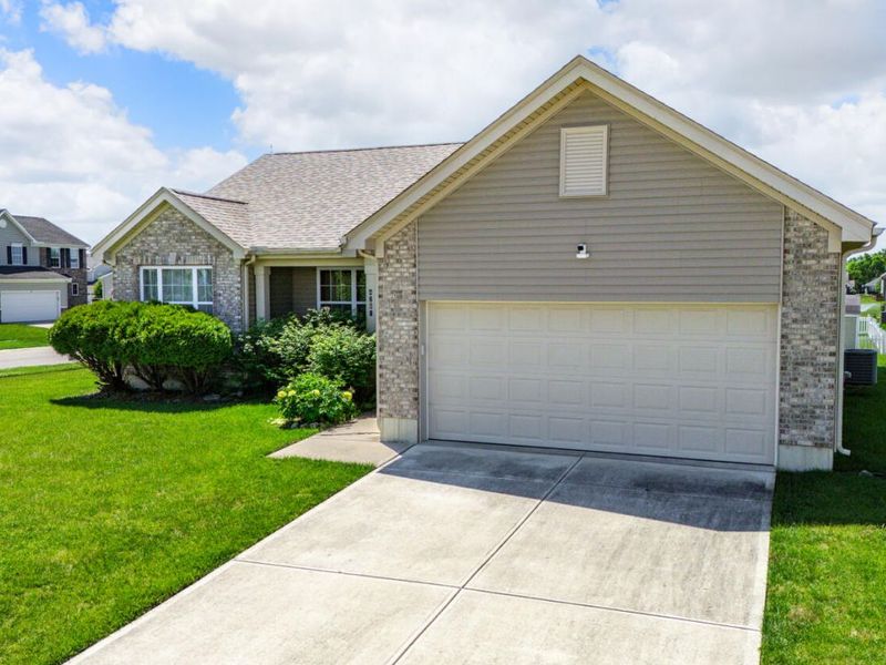4281 Bergamot Drive, Tipp City, OH 45371 Photo 27