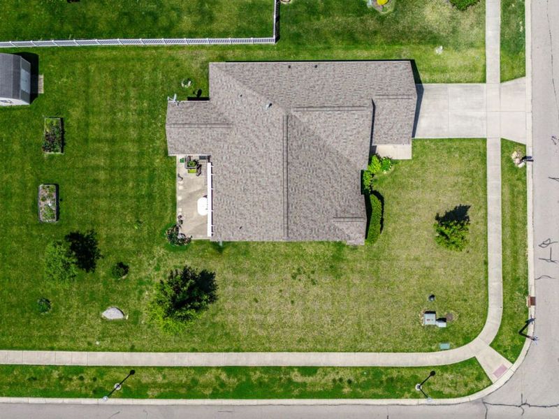 4281 Bergamot Drive, Tipp City, OH 45371 Photo 36