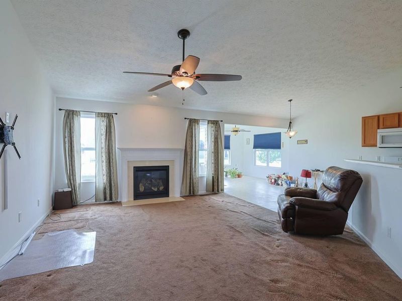 4281 Bergamot Drive, Tipp City, OH 45371 Photo 8