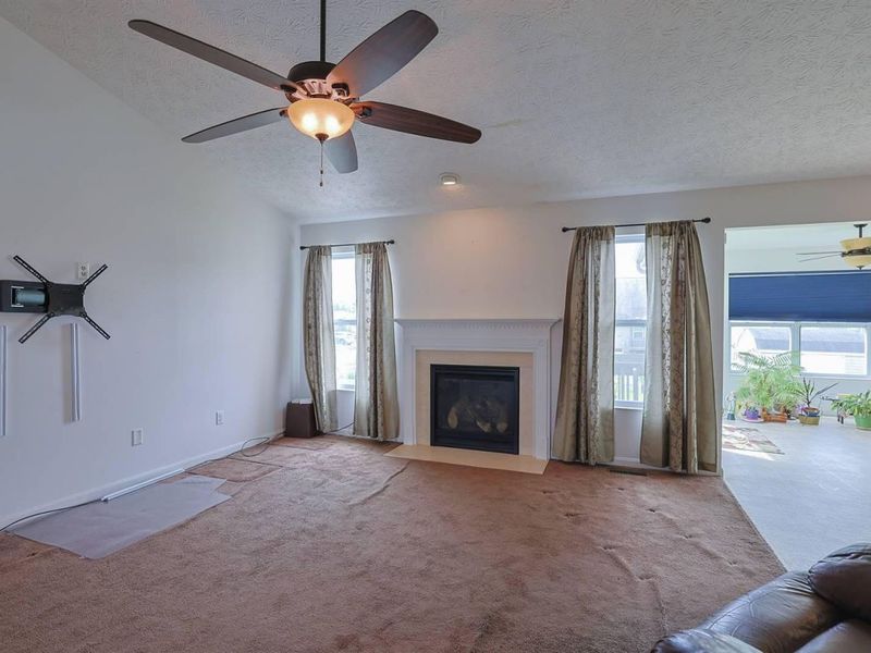 4281 Bergamot Drive, Tipp City, OH 45371 Photo 9