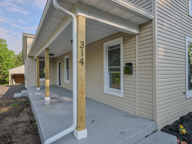 314 N High Street, Urbana, OH 43078 Photo 8