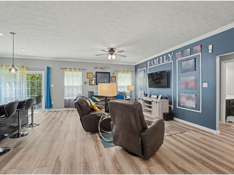 9229 Lakeside Street, Tipp City, OH 45371 Photo 6