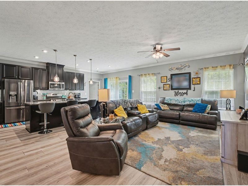 9229 Lakeside Street, Tipp City, OH 45371 Photo 7