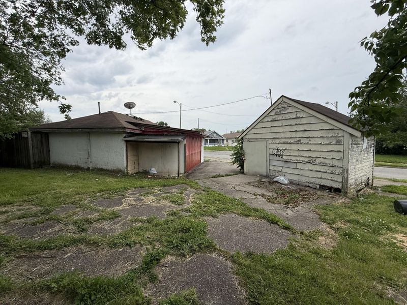 802 E Southern Avenue, Springfield, OH 45505 Photo 3