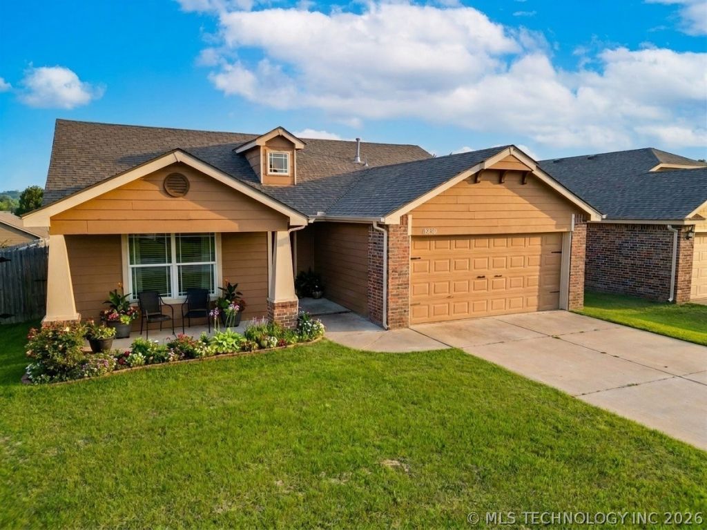 10410 S Prescott Street, Jenks, OK 74037 Main Photo