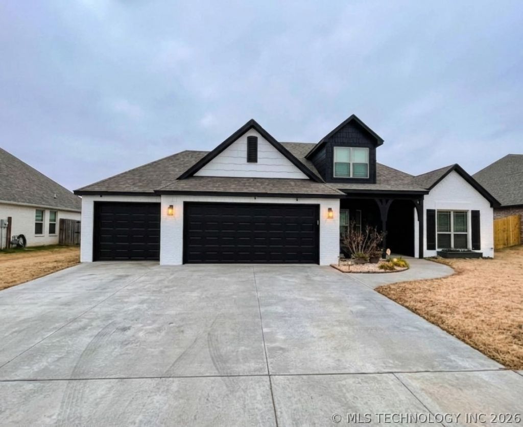 26456 Echelon Drive , Claremore, OK 74019 Main Photo
