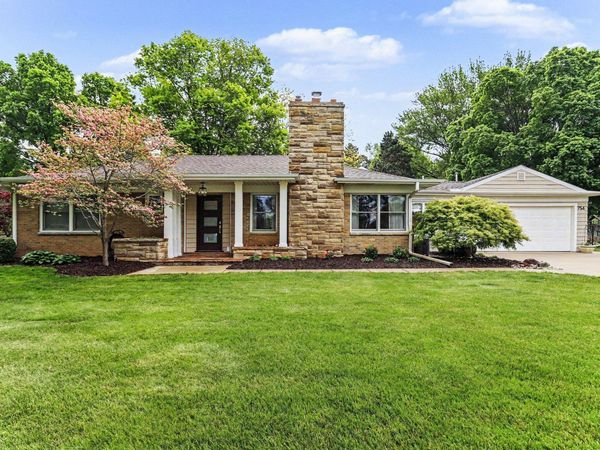 754 N Kalamazoo Avenue, Marshall, MI 49068
