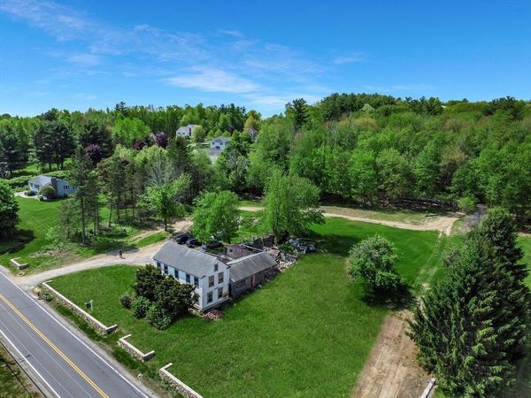 232 Hampstead St, Methuen, MA 01844