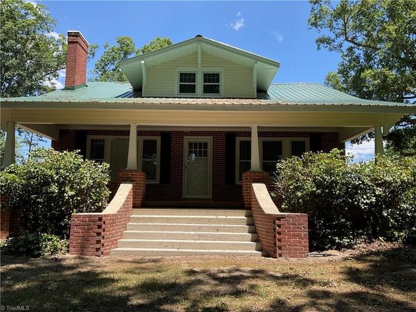 7388 SE Old 421 Road SE, Liberty, NC 27298