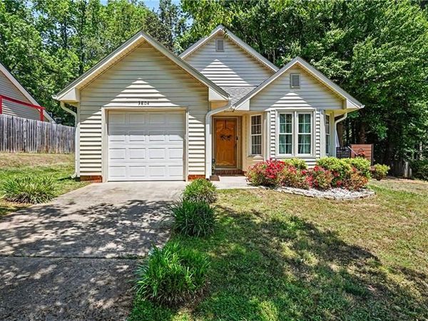 3804 King Edward Court, Greensboro, NC 27455
