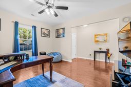2911 Glenarden Drive photo 4
