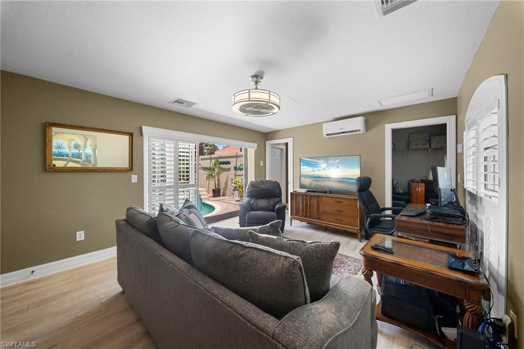955 Tivoli Ct, Naples, FL 34104 Photo