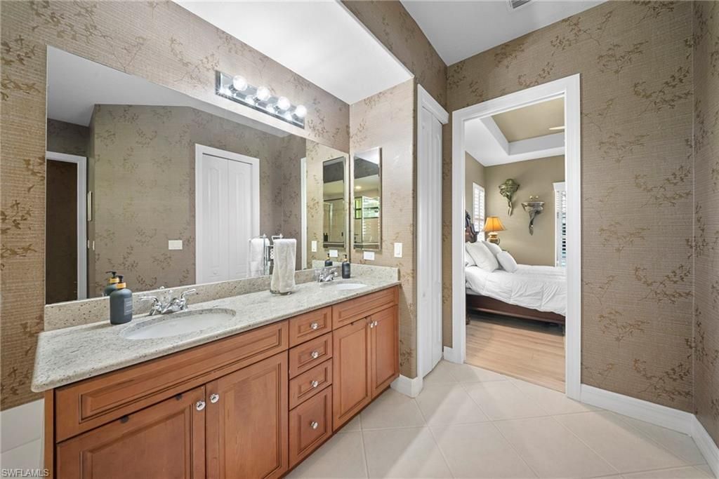 955 Tivoli Ct, Naples, FL 34104 Photo