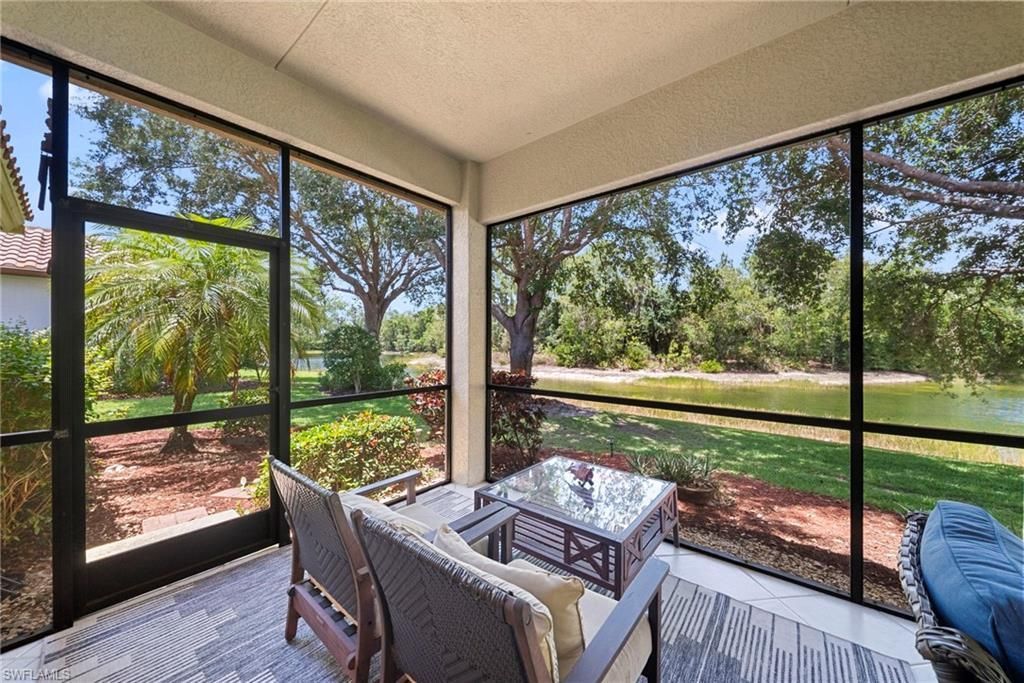 955 Tivoli Ct, Naples, FL 34104 Photo
