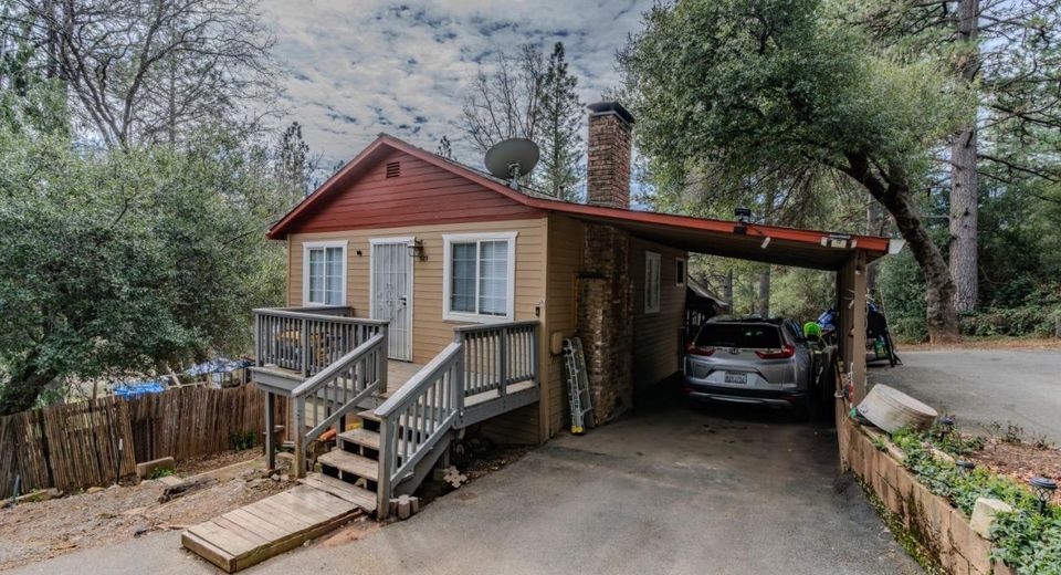 329 Pinecone Ln, West Point, CA 95255 Photo