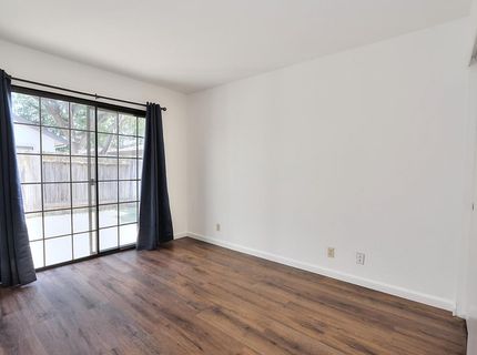 9668 Gage St, Elk Grove, CA 95624 Photo