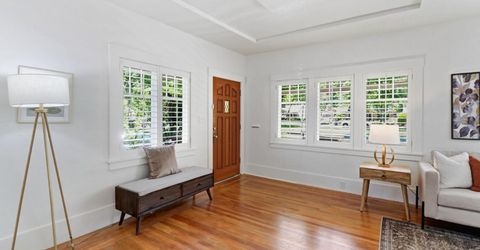 4229 T St, Sacramento, CA 95819 Photo