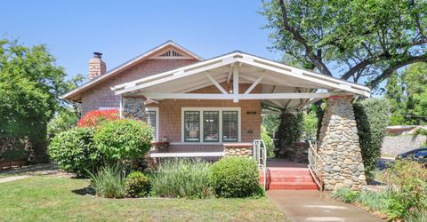 4229 T St, Sacramento, CA 95819 Photo