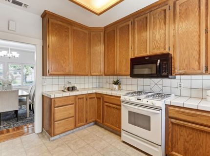 4229 T St, Sacramento, CA 95819 Photo