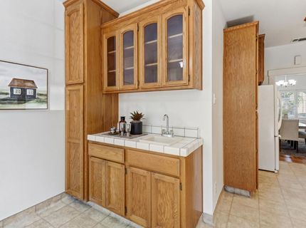 4229 T St, Sacramento, CA 95819 Photo