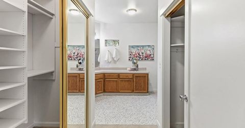 4229 T St, Sacramento, CA 95819 Photo