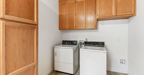 4229 T St, Sacramento, CA 95819 Photo