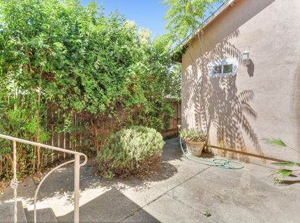 4229 T St, Sacramento, CA 95819 Photo