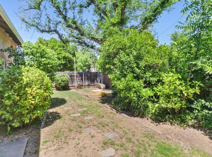 4229 T St, Sacramento, CA 95819 Photo
