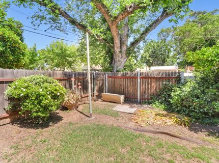 4229 T St, Sacramento, CA 95819 Photo