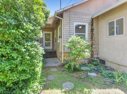 4229 T St, Sacramento, CA 95819 Photo