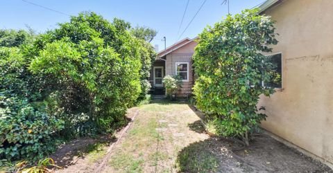 4229 T St, Sacramento, CA 95819 Photo