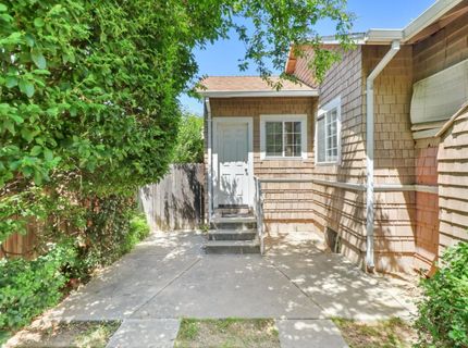 4229 T St, Sacramento, CA 95819 Photo