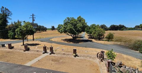 20822 Disch Rd, Lockeford, CA 95237 Photo