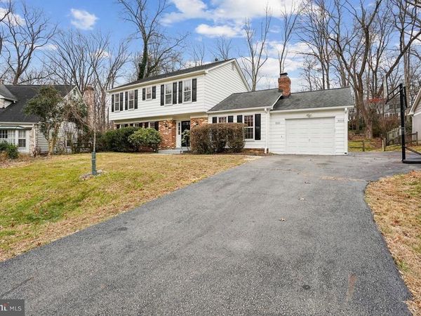 8020 LAKENHEATH , POTOMAC, MD 20854