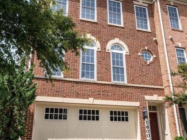 1600 REGENT MANOR COURT, SILVER SPRING, MD 20904