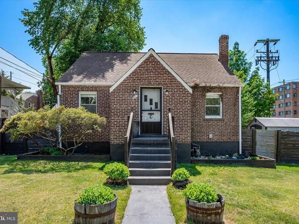 801 COX AVENUE, HYATTSVILLE, MD 20783