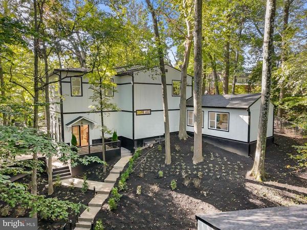 811 SLIGO CREEK PARKWAY , TAKOMA PARK, MD 20912