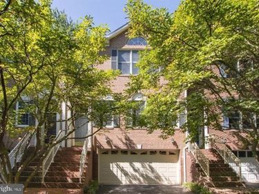 2902 OAKTON CREST PLACE, VIENNA, VA 22181