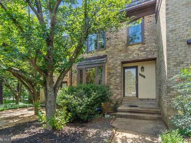 2983 BORGE STREET , OAKTON, VA 22124