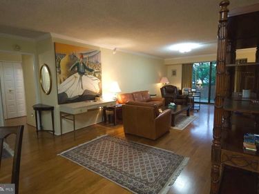 1800 OLD MEADOW RD, Unit 818, MCLEAN, VA 22102
