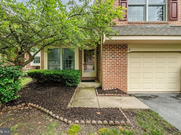 9 OAK LEAF LANE , DOWNINGTOWN, PA 19335