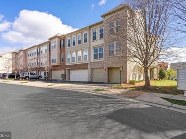 22886 LIVINGSTON TERRACE , BRAMBLETON, VA 20148