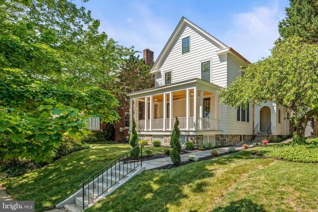 2710 36th Street NW , Washington, DC 20007 Main Photo