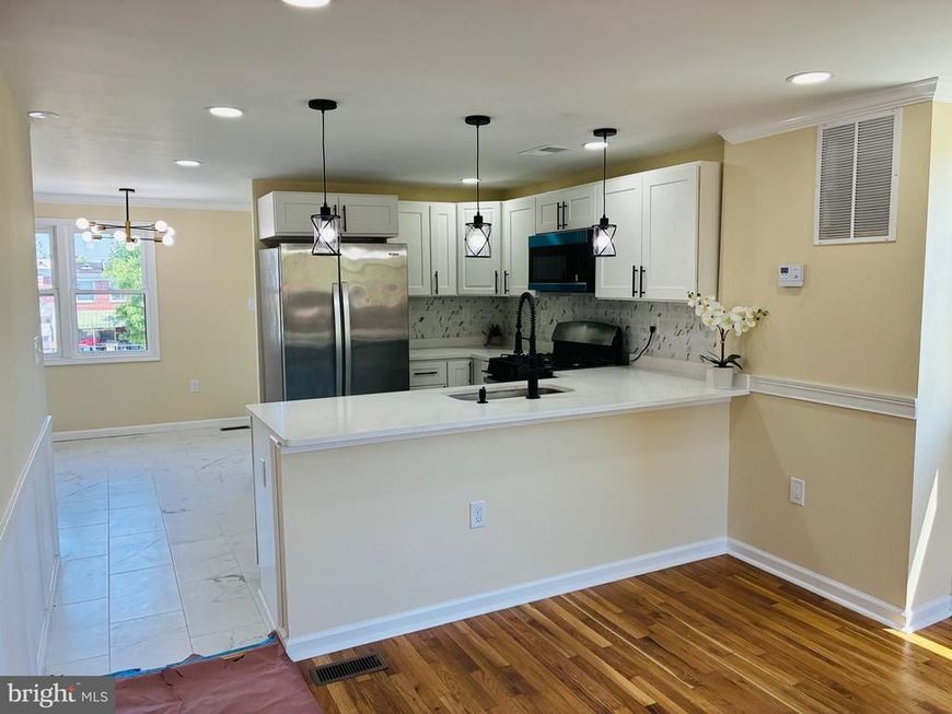 2717 Wegworth Lane, Baltimore, MD 21230 Main Photo
