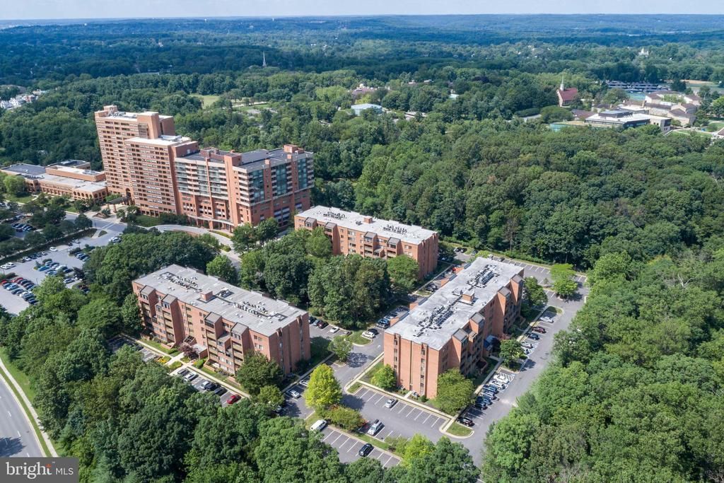 3 SOUTHERLY COURT , TOWSON, MD 21286