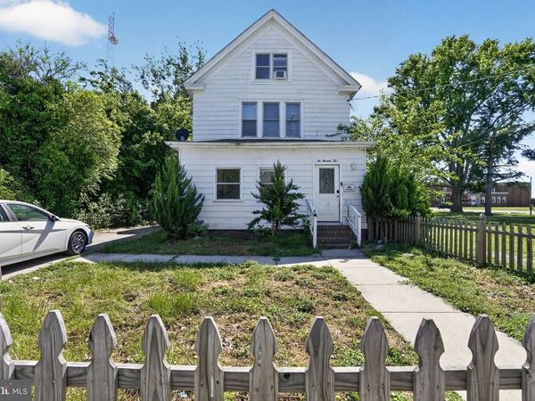 602 GLASGOW , CAMBRIDGE, MD 21613