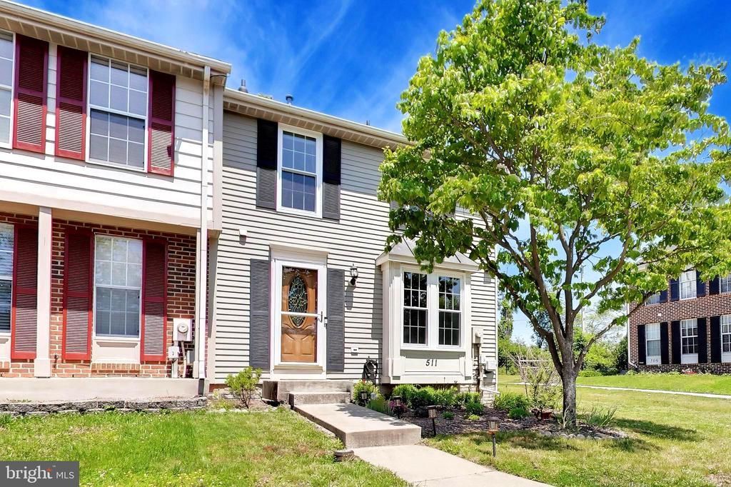 511 HOLLYBERRY WAY , FREDERICK, MD 21703