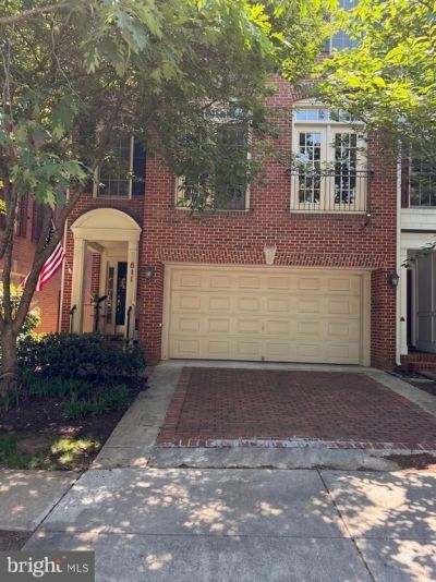 811 OAK KNOLL TERRACE , ROCKVILLE, MD 20850