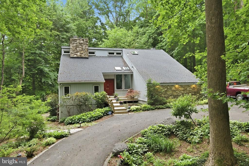 8404 HOLLOW TREE LANE, UPPER MARLBORO, MD 20772