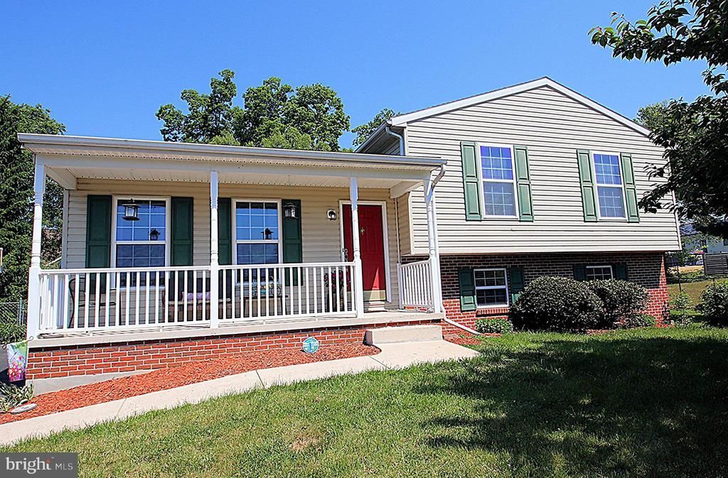 16903 HAMPSHIRE DRIVE , WILLIAMSPORT, MD 21795